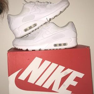 Size 9.5 air max